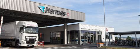 Logistikzentren des Hermes Einrichtungs Service 